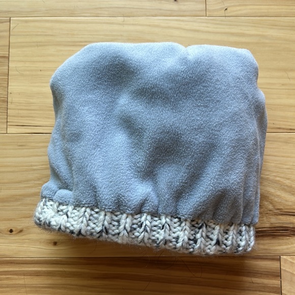 Panache Knit Checkered Beanie - Picture 4 of 5